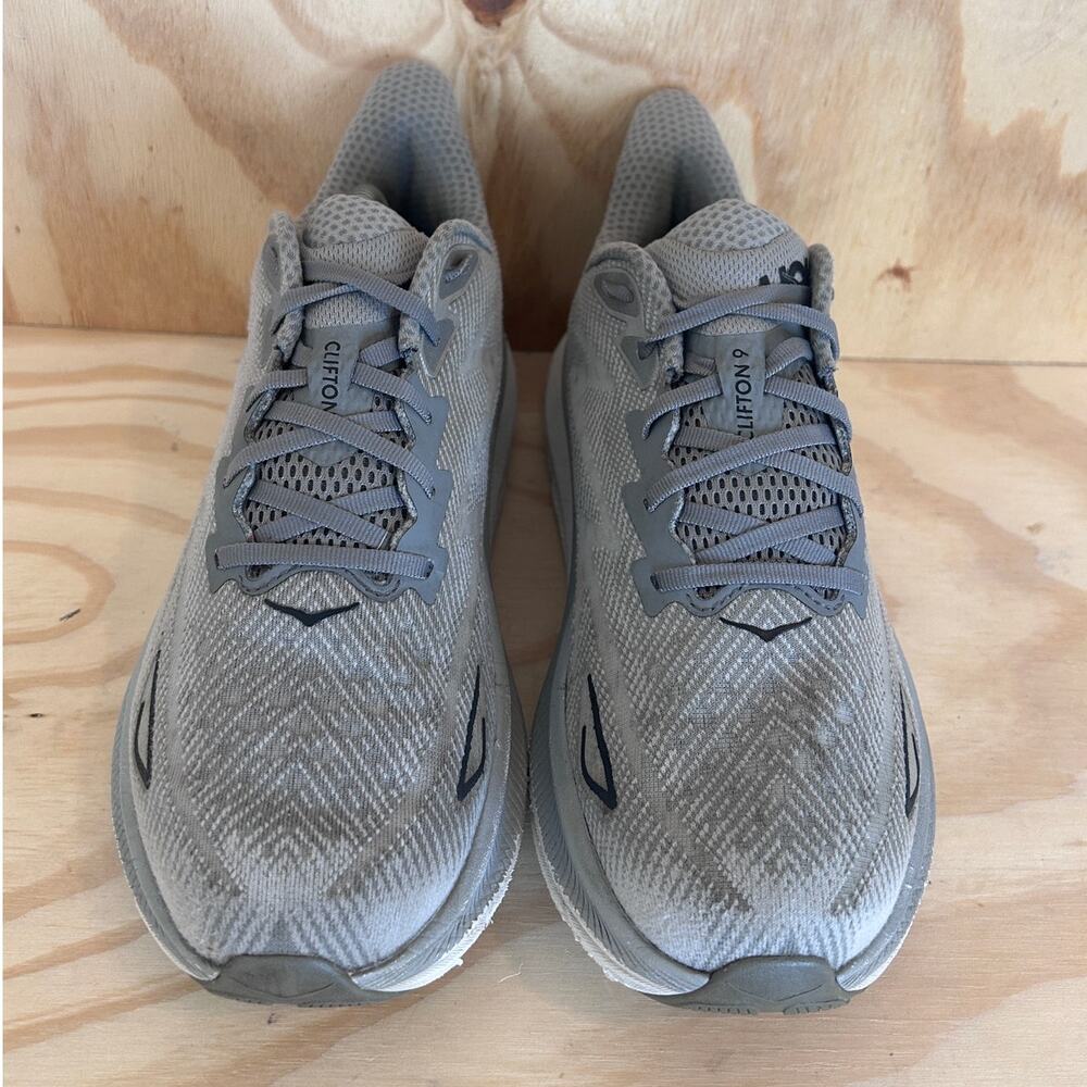 Hoka One One - Clifton 9 - Running Shoes - Gray - Men's - 11 D - 1127895 HMBC - Picture 2 of 9